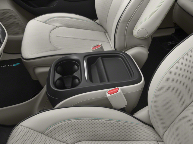 2017 Chrysler Pacifica Hybrid Hybrid Touring Plus