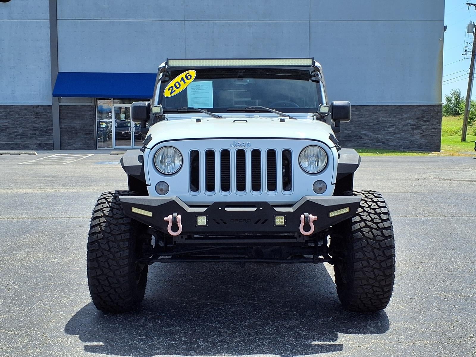 2016 Jeep Wrangler Unlimited Sahara