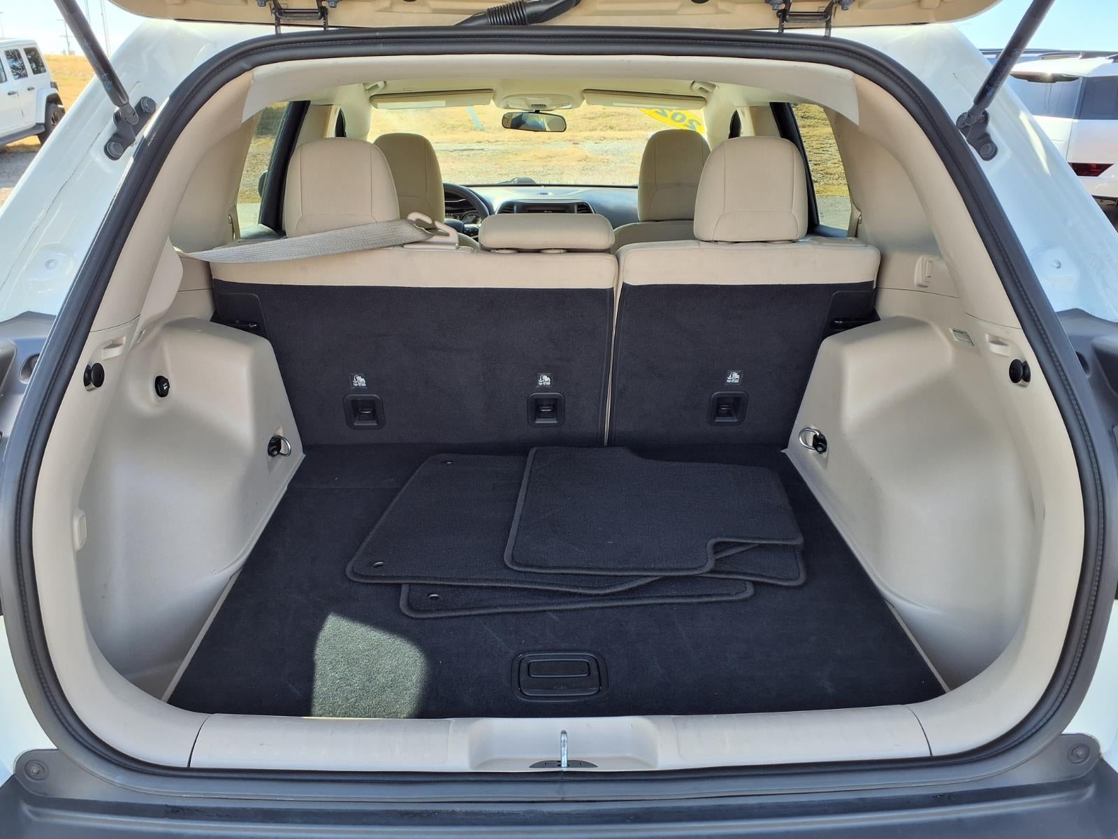 2020 Jeep Cherokee Latitude