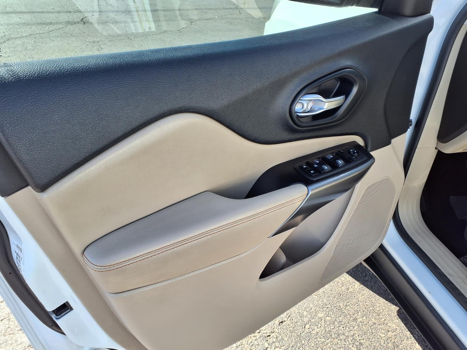 2020 Jeep Cherokee Latitude