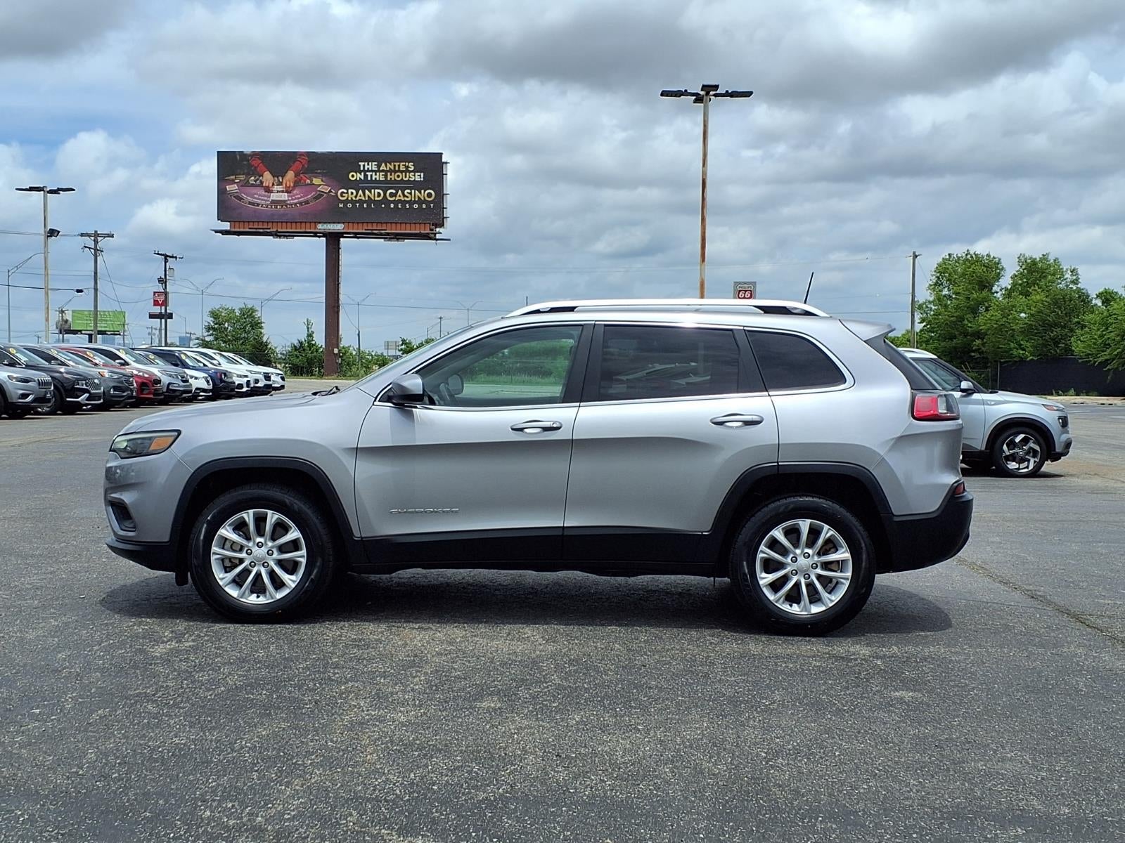 2019 Jeep Cherokee Latitude