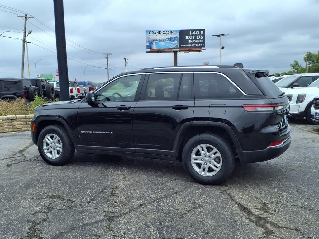 2023 Jeep Grand Cherokee Laredo