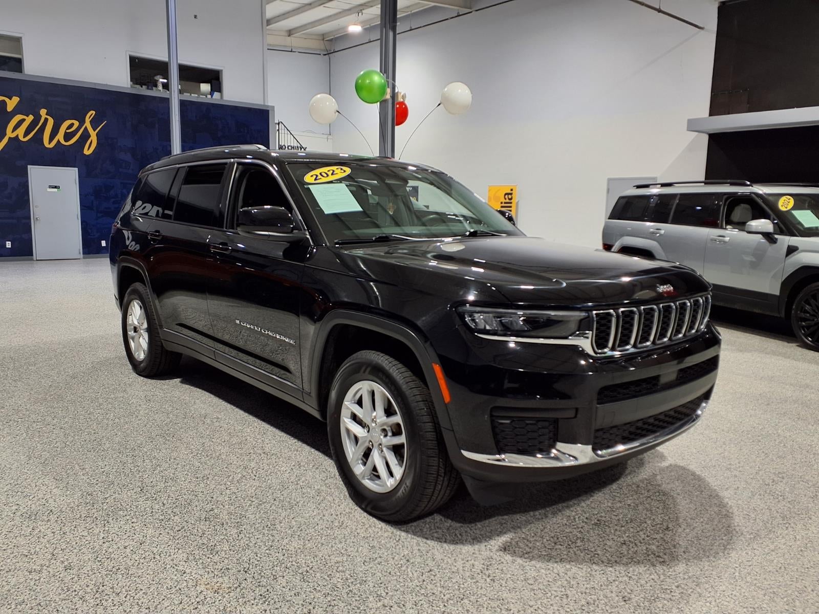 2023 Jeep Grand Cherokee L Laredo