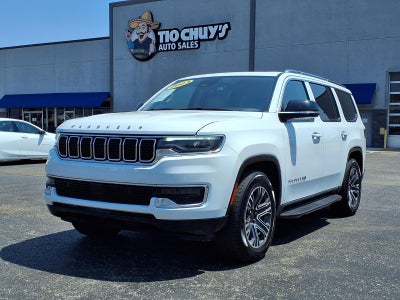 2023 Jeep Wagoneer Base
