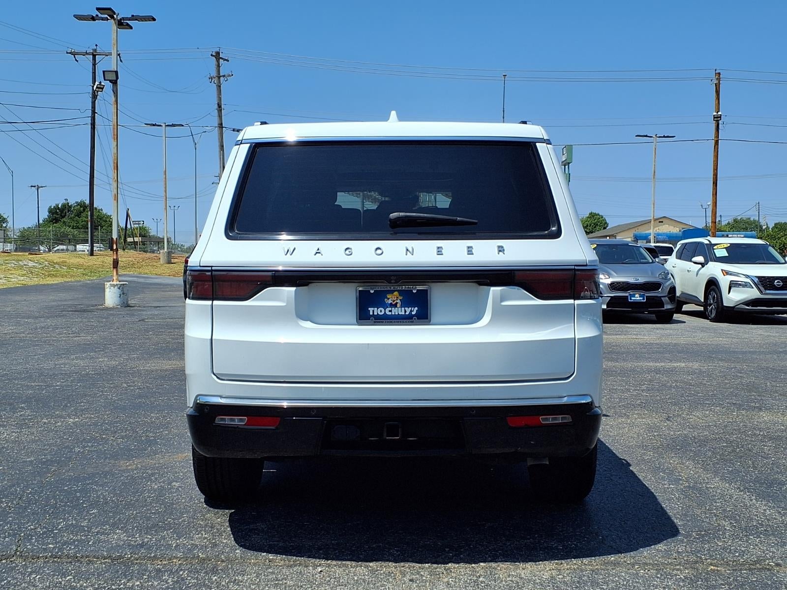 2023 Jeep Wagoneer Base