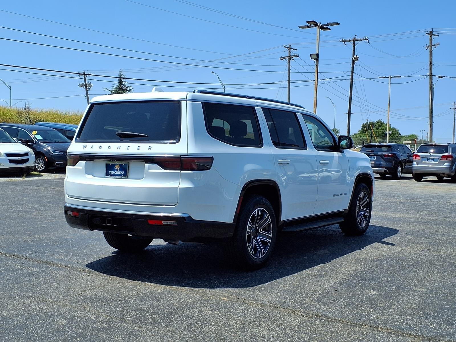2023 Jeep Wagoneer Base