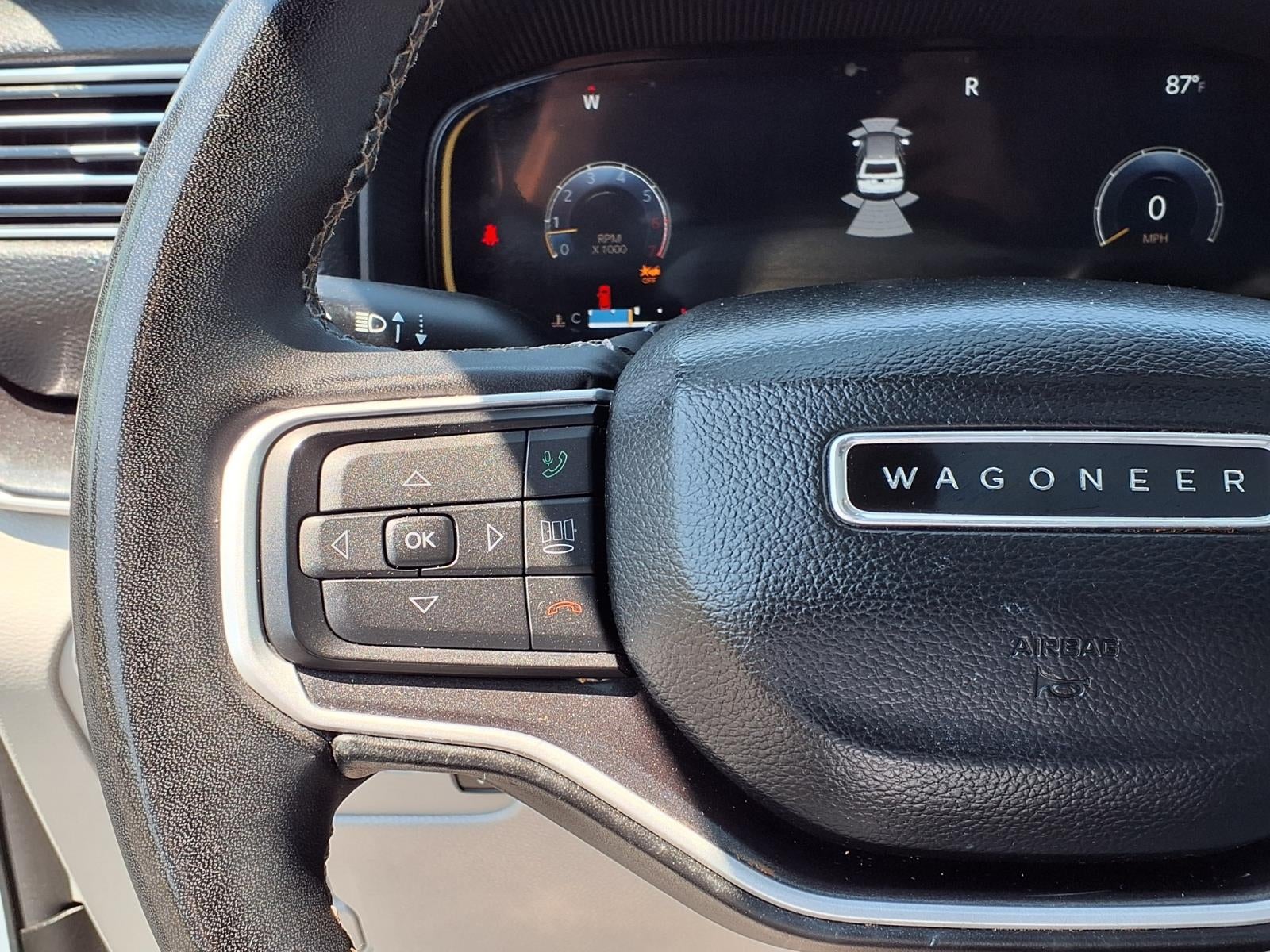 2023 Jeep Wagoneer Base