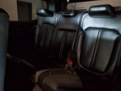 2023 Jeep Wagoneer Base