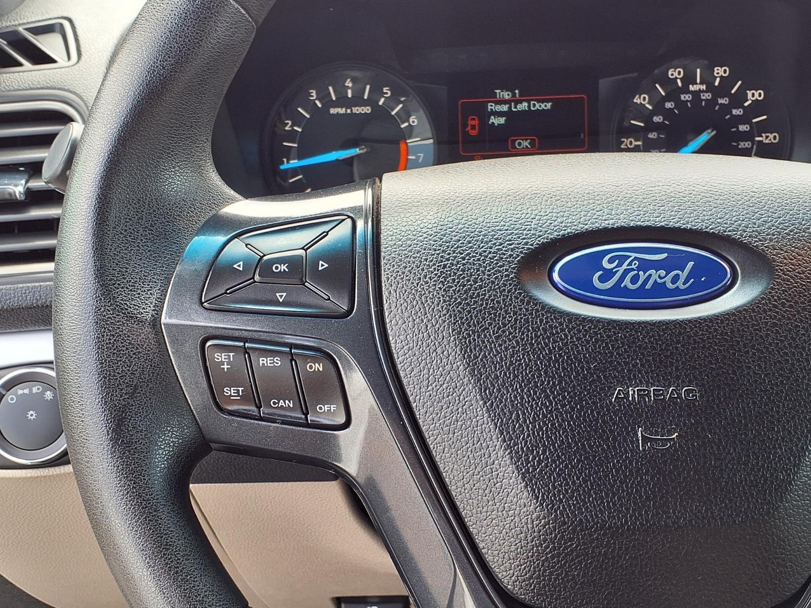 2018 Ford Explorer Base
