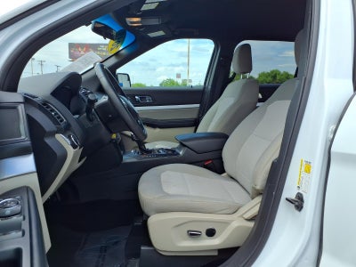 2018 Ford Explorer Base