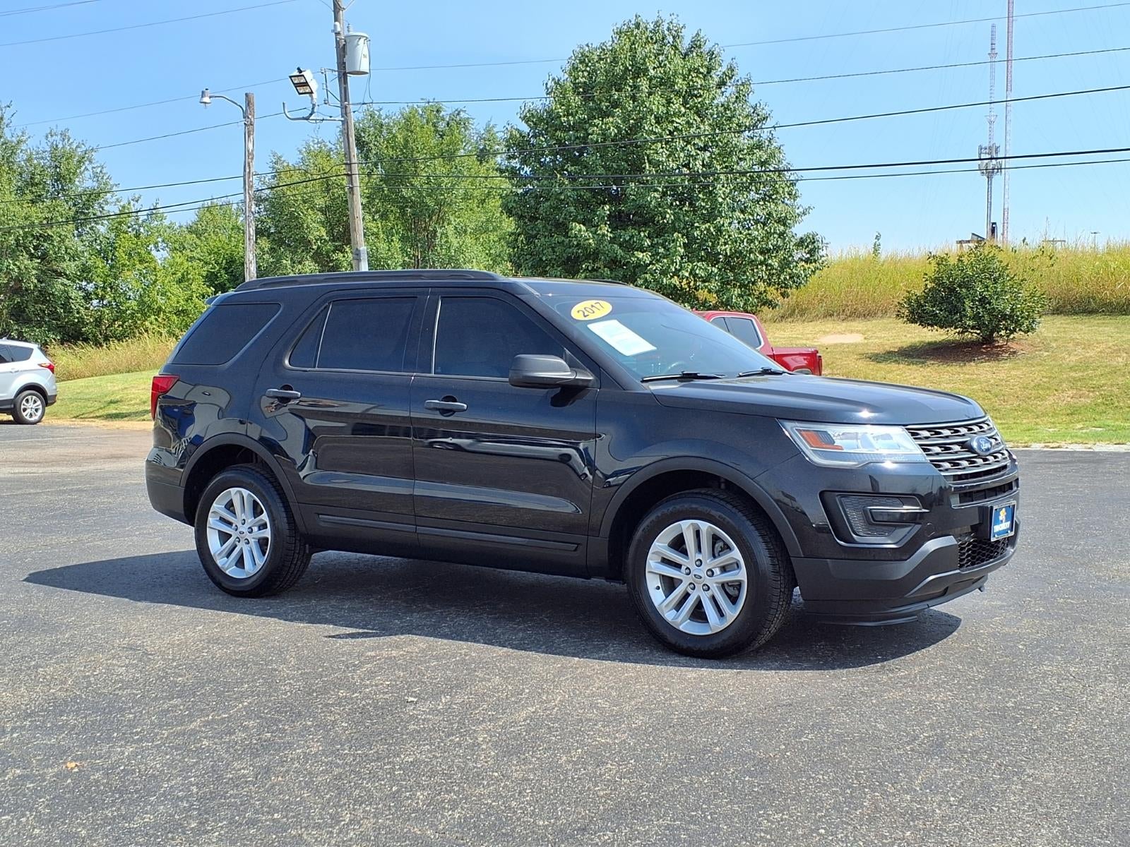 2017 Ford Explorer Base