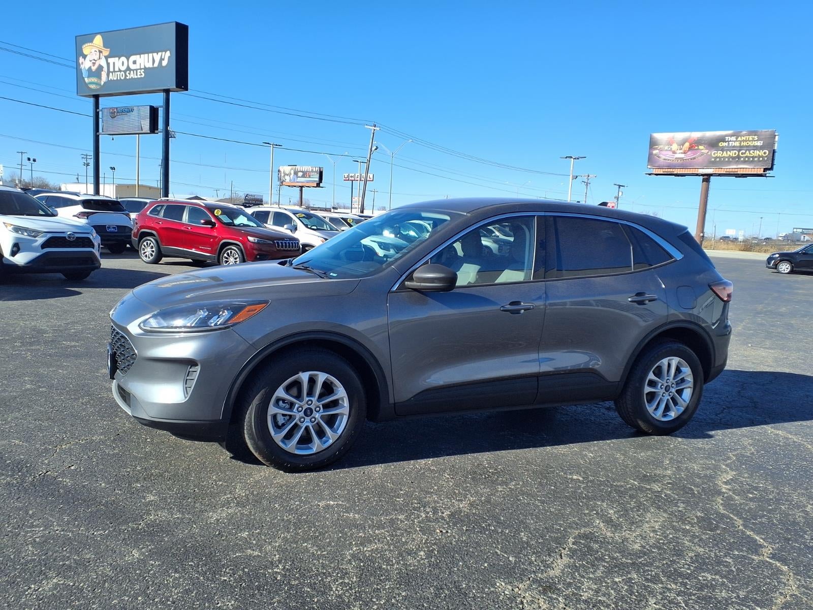 2022 Ford Escape Hybrid SE