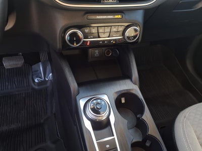 2022 Ford Escape Hybrid SE