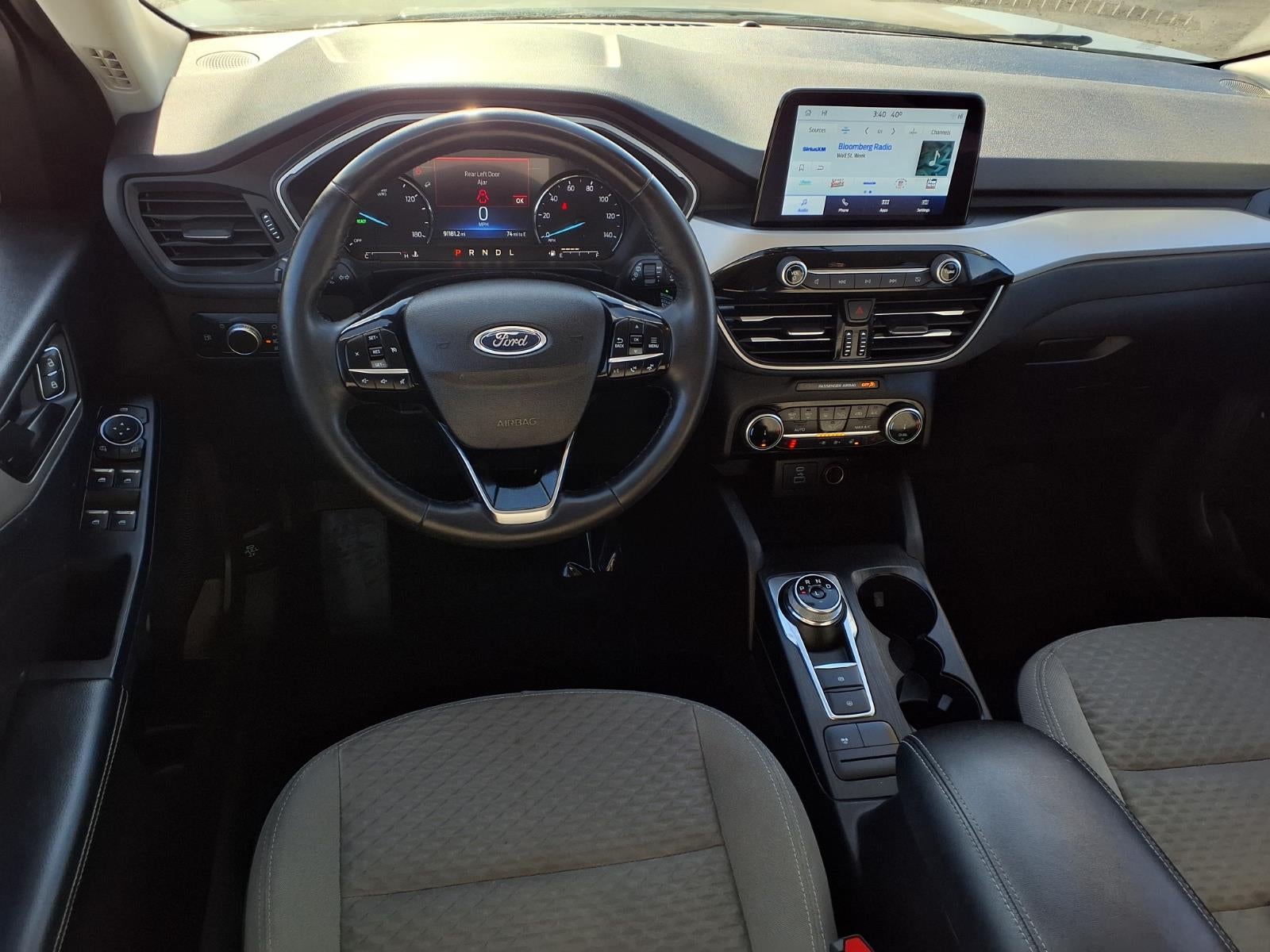 2022 Ford Escape Hybrid SE