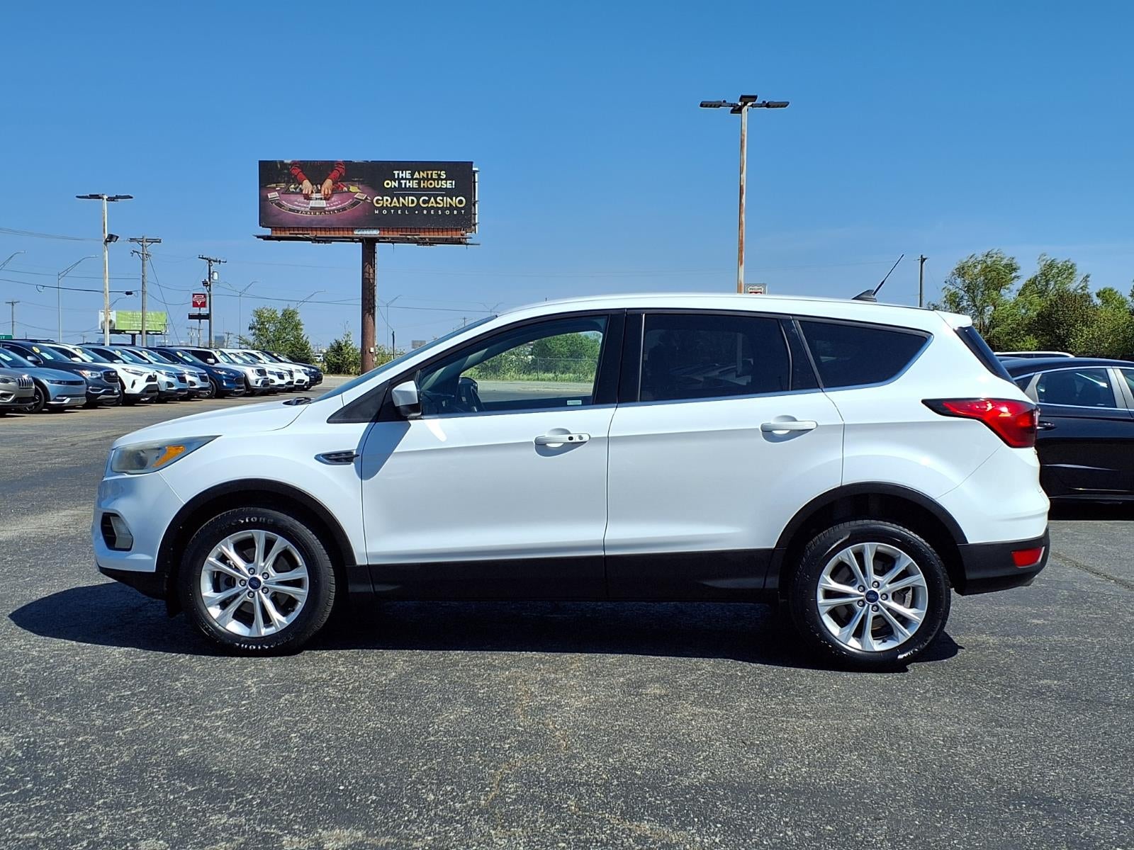 2019 Ford Escape SE