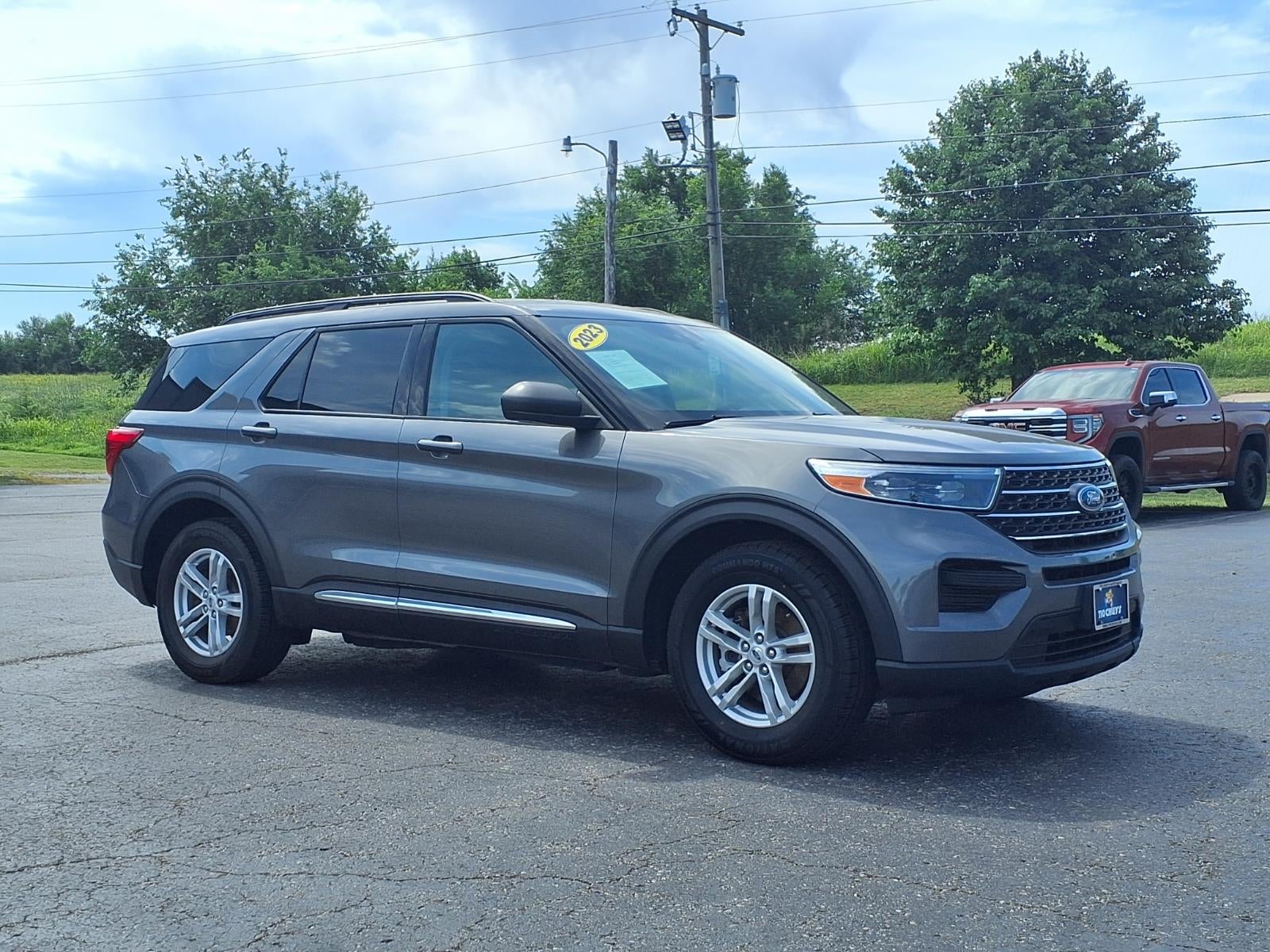 2023 Ford Explorer XLT