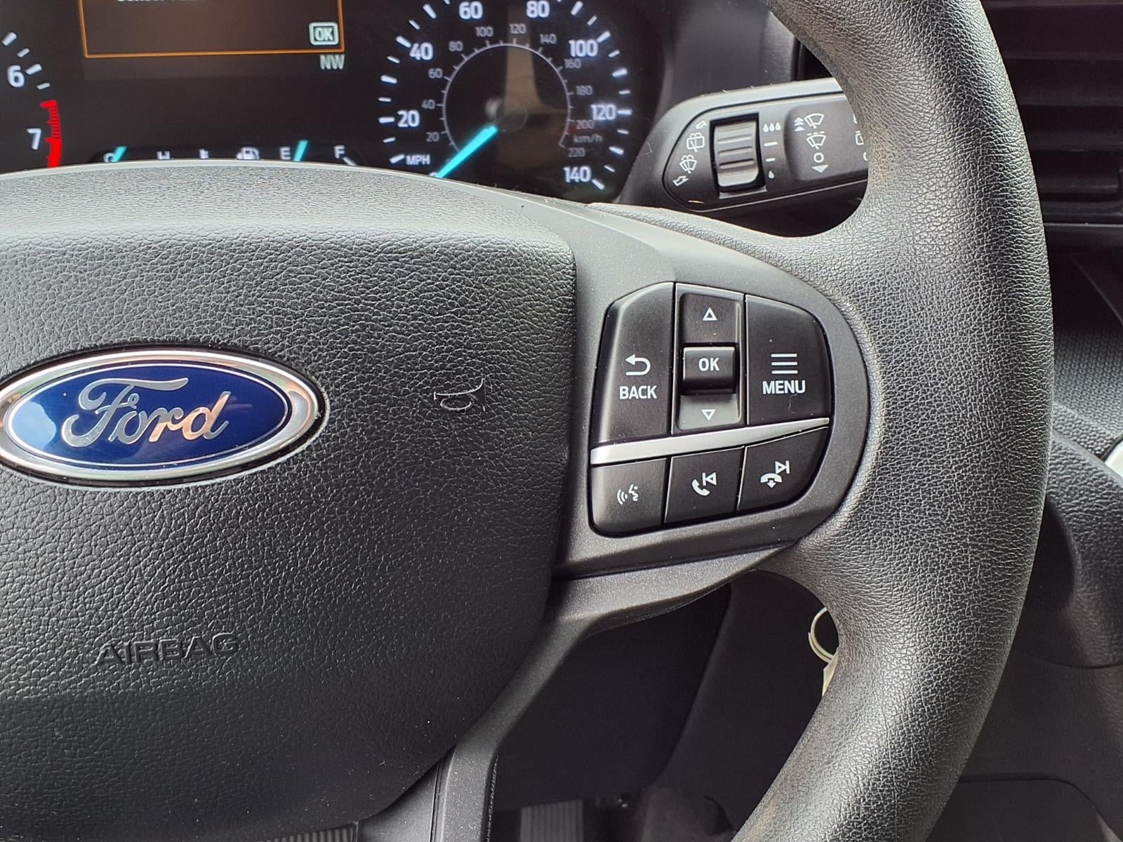 2021 Ford Explorer Base