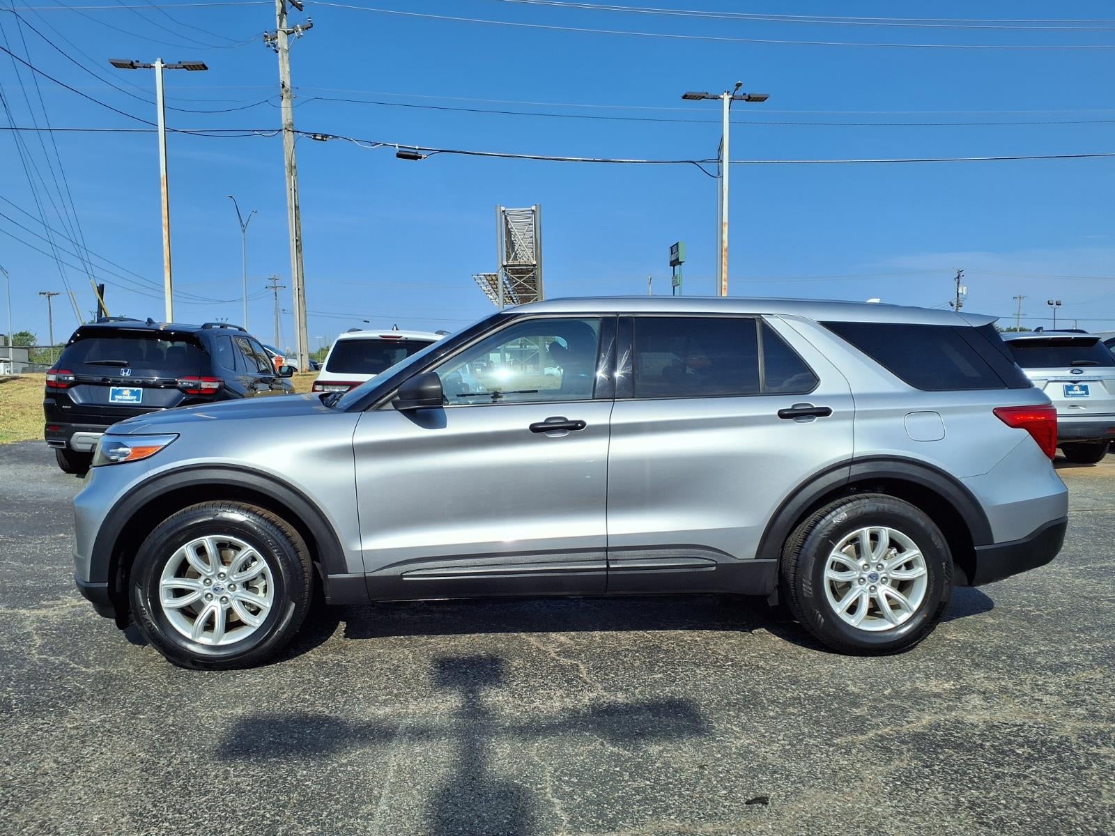 2020 Ford Explorer Base