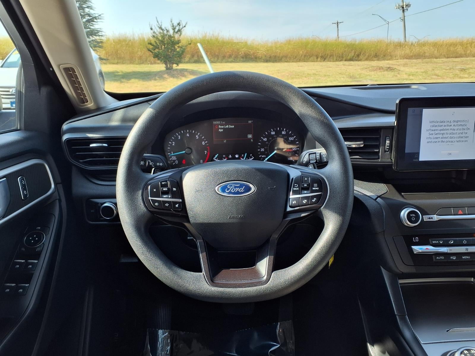 2020 Ford Explorer Base