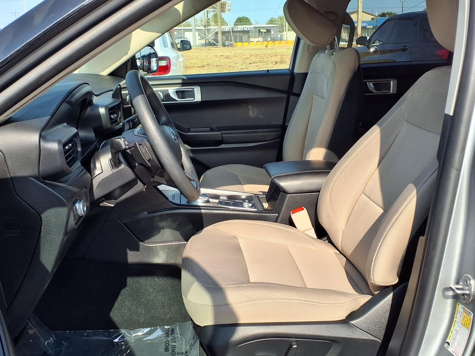 2020 Ford Explorer Base