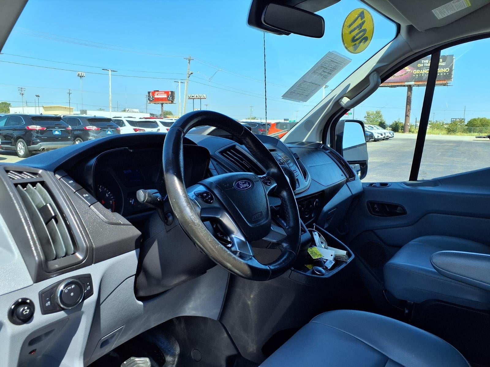 2017 Ford Transit Base