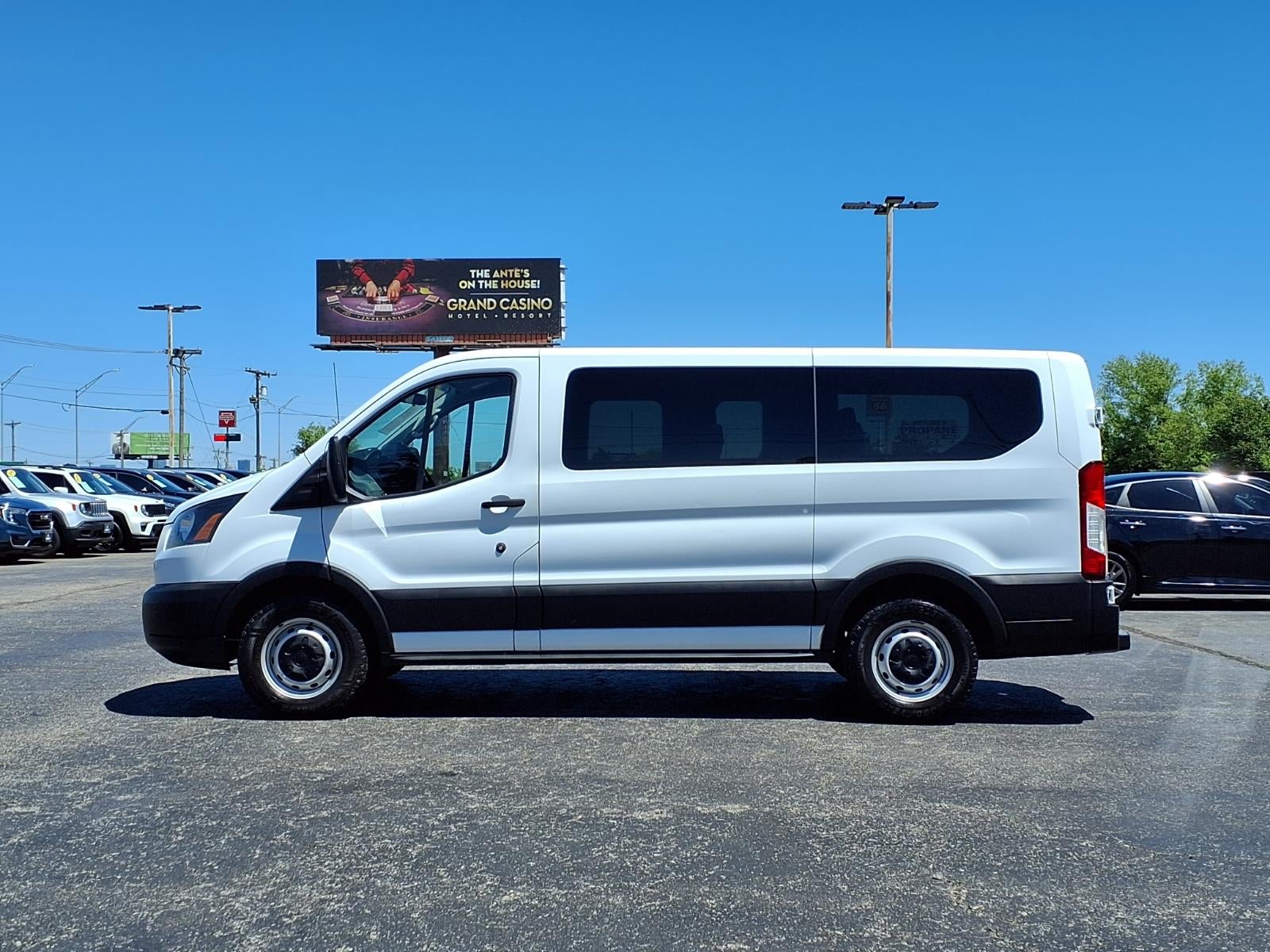 2019 Ford Transit Base