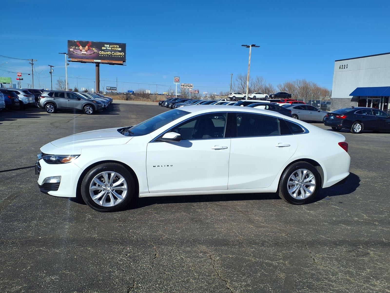 2023 Chevrolet Malibu LT