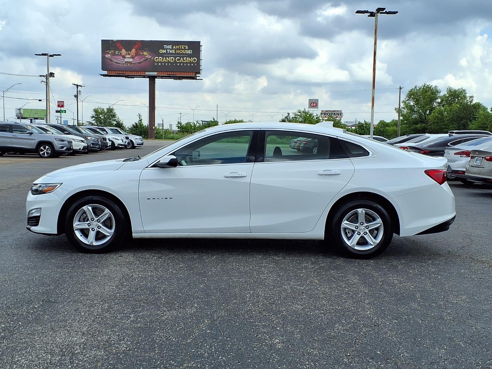 2023 Chevrolet Malibu LT