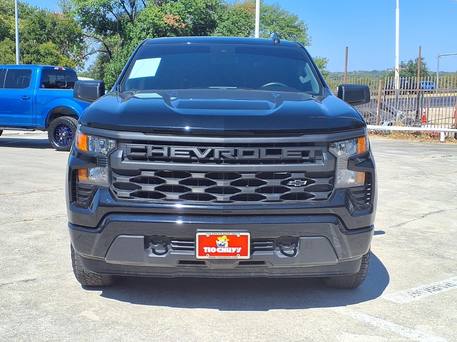 2025 Chevrolet Silverado 1500 Custom
