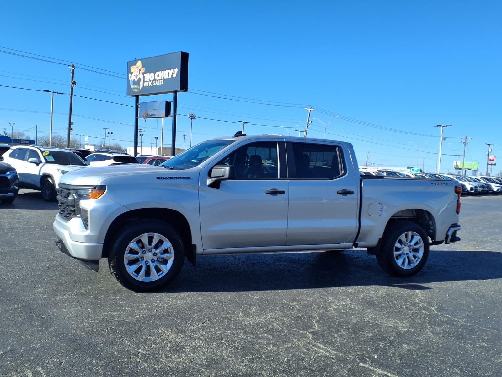 2022 Chevrolet Silverado 1500 Custom