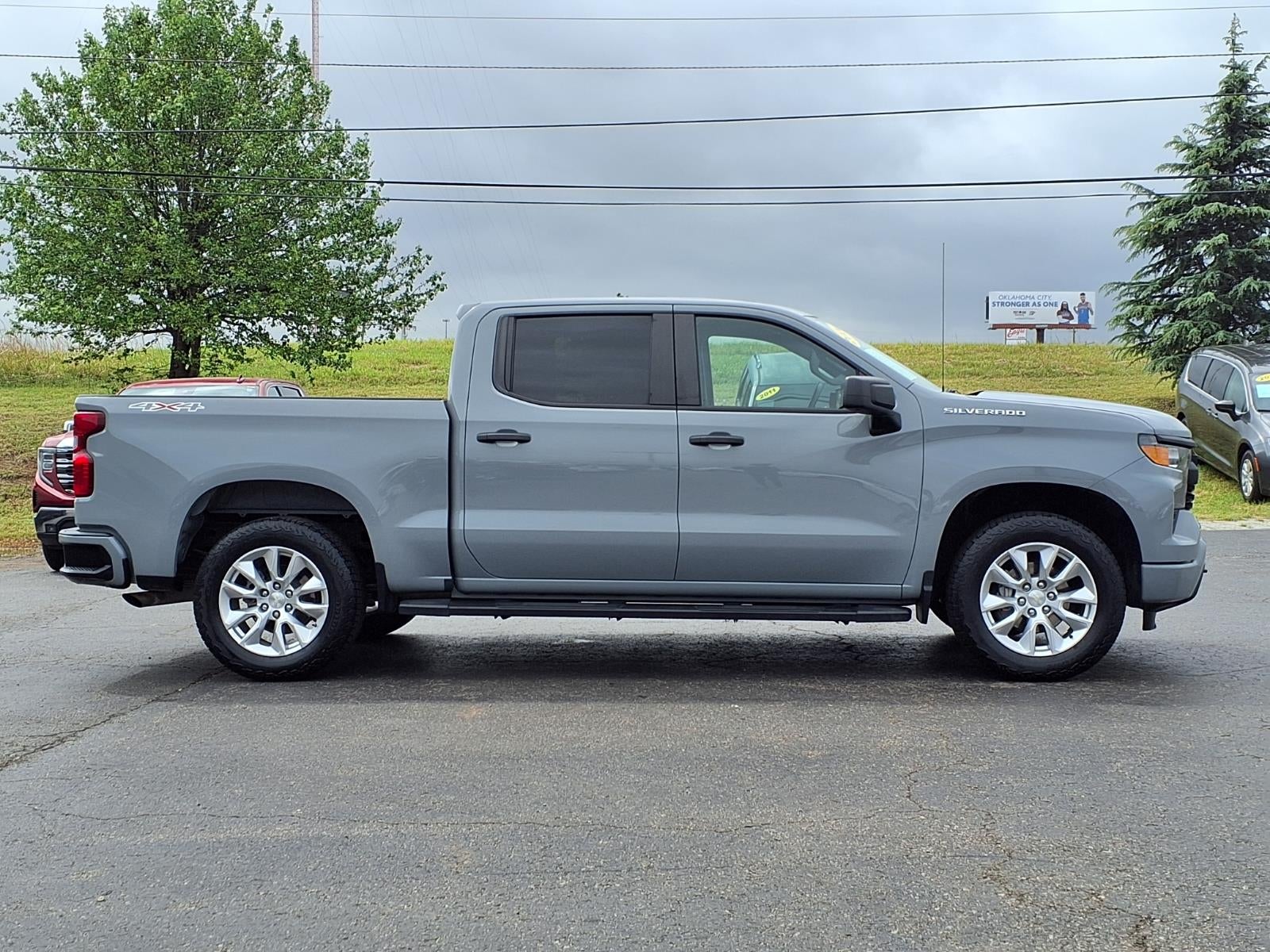 2024 Chevrolet Silverado 1500 Custom