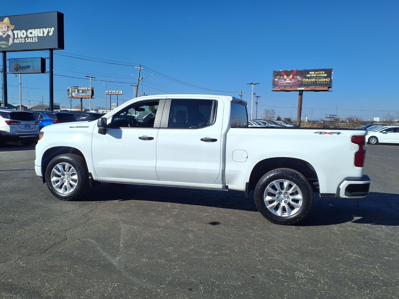 2023 Chevrolet Silverado 1500 Custom