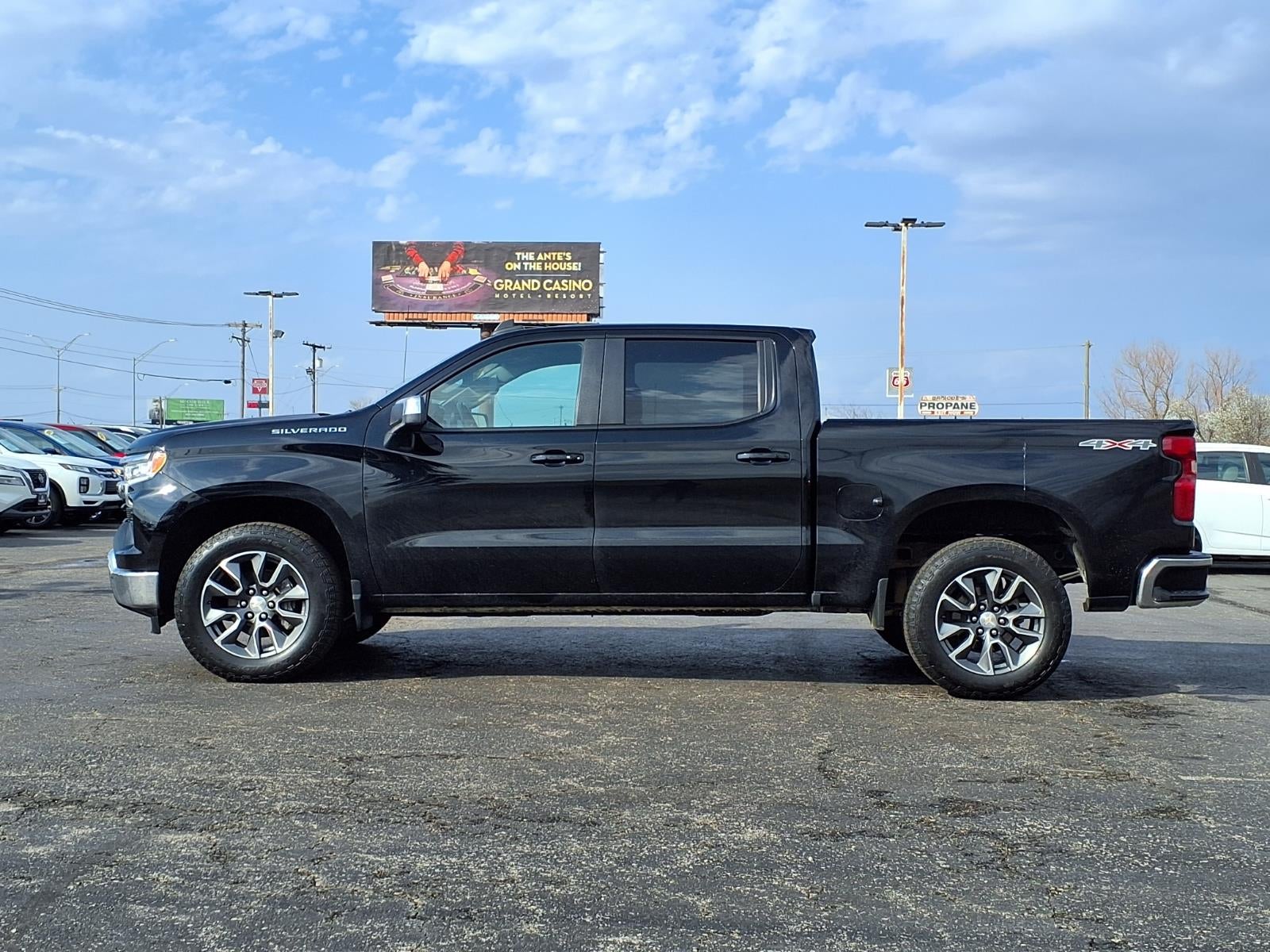 2024 Chevrolet Silverado 1500 LT