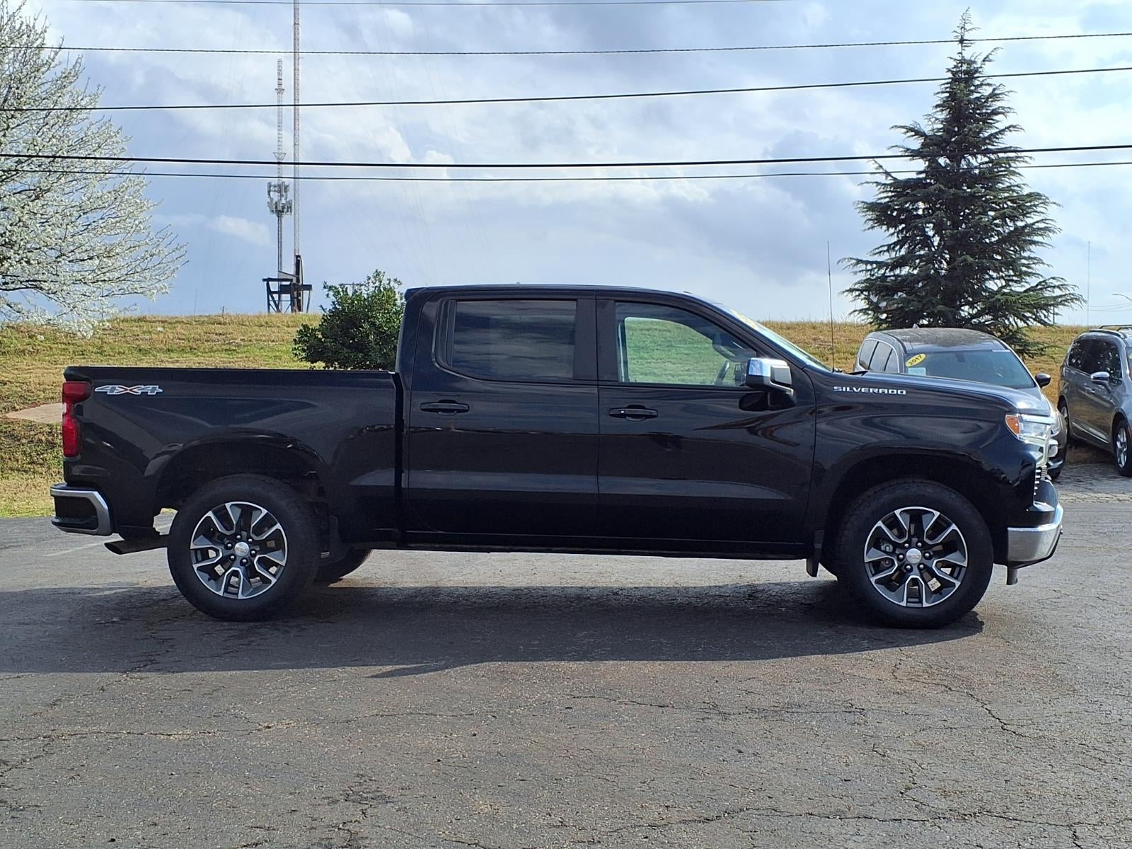2024 Chevrolet Silverado 1500 LT