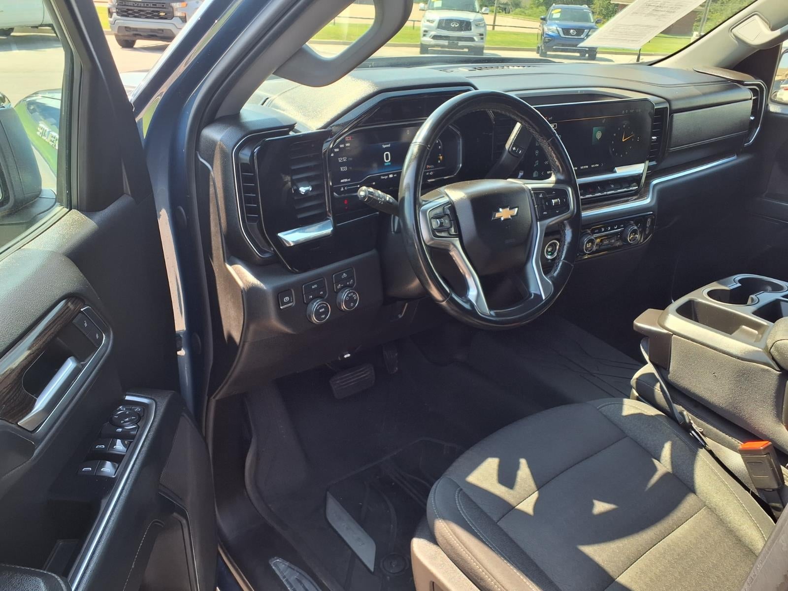 2024 Chevrolet Silverado 1500 LT