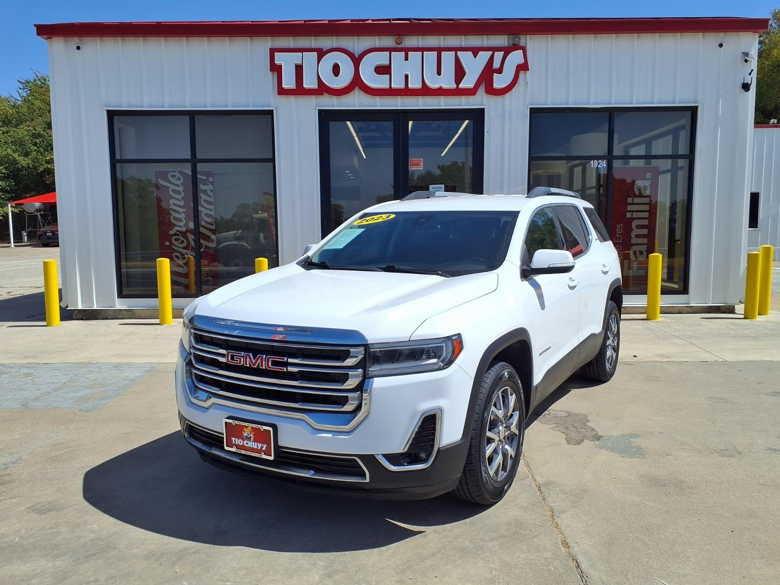 2023 GMC Acadia SLT