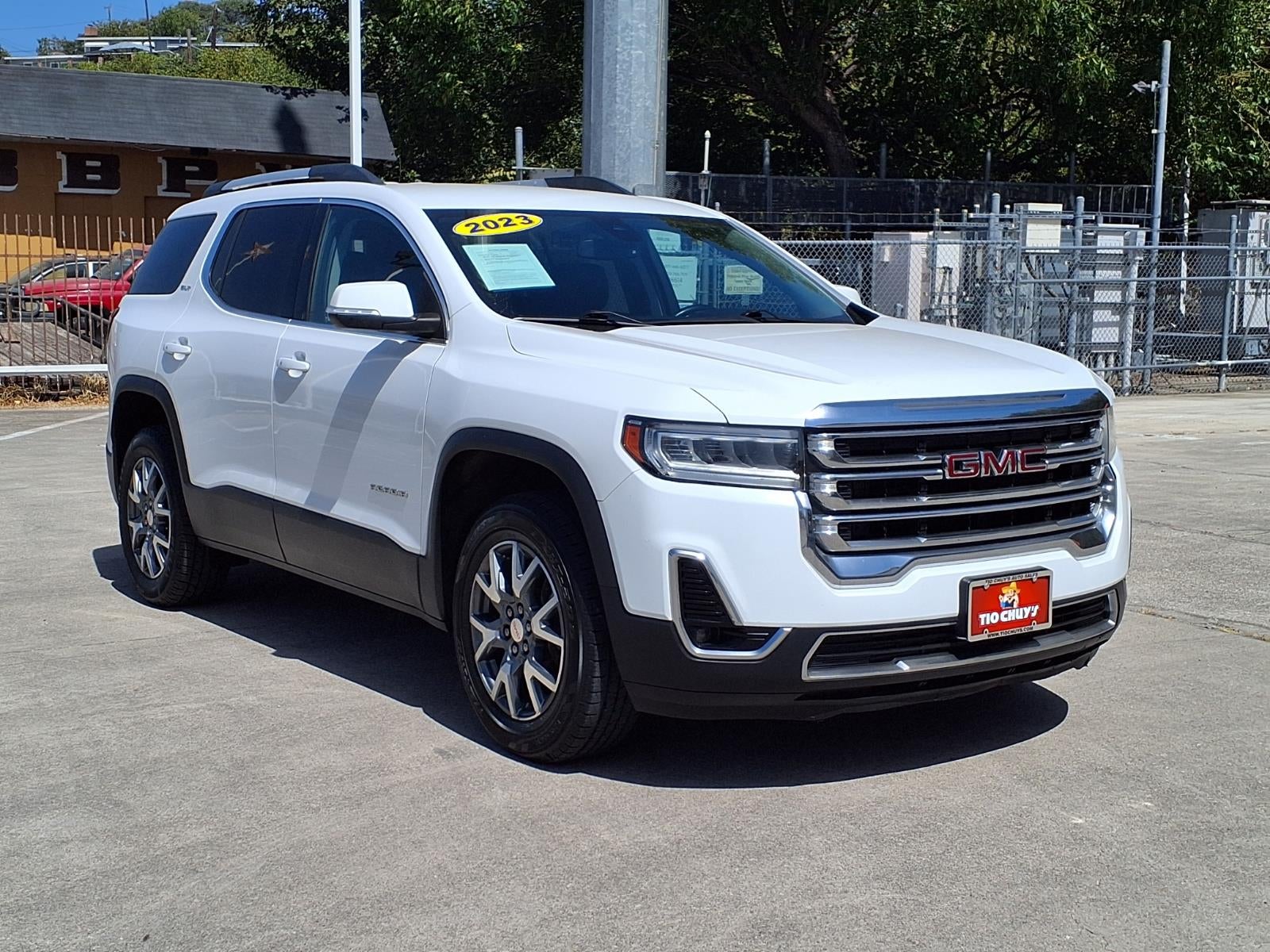 2023 GMC Acadia SLT