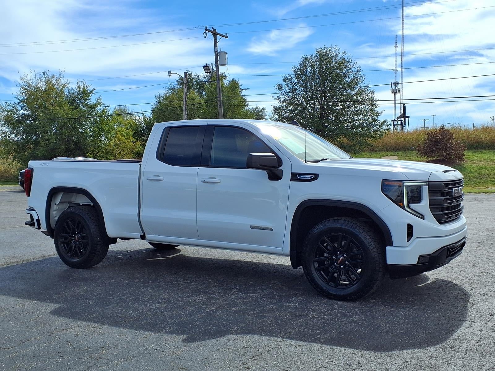 2025 GMC Sierra 1500 Elevation