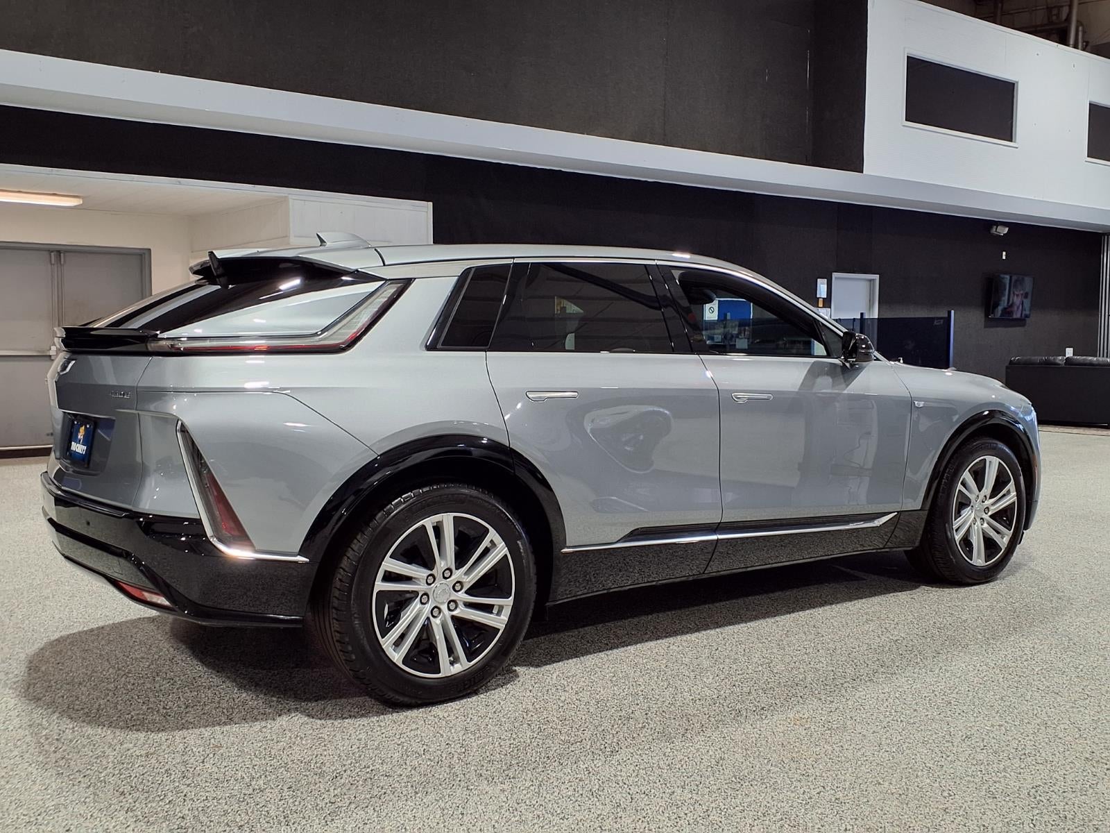 2024 Cadillac LYRIQ Tech