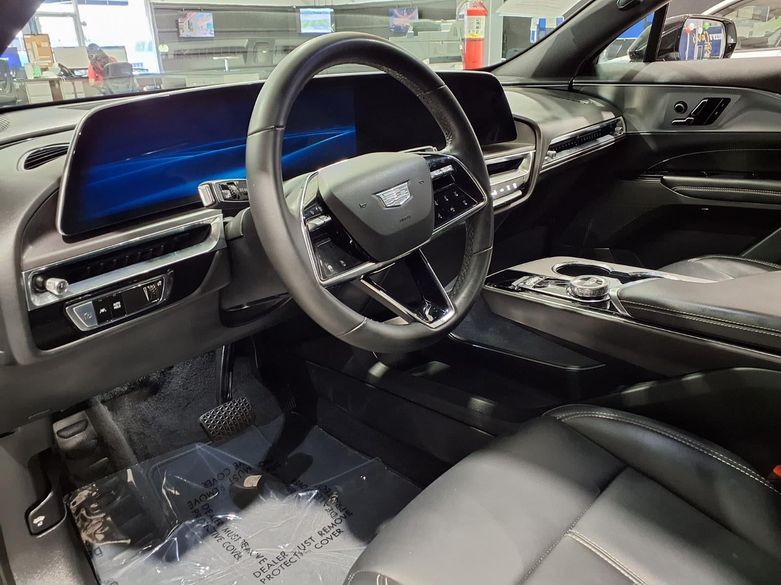 2024 Cadillac LYRIQ Tech