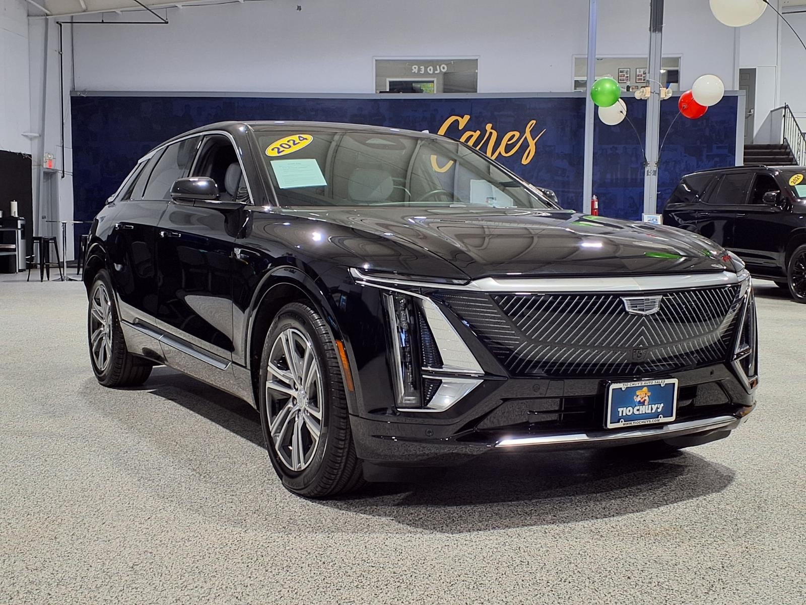 2024 Cadillac LYRIQ Luxury 1