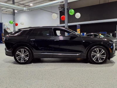2024 Cadillac LYRIQ Luxury 1