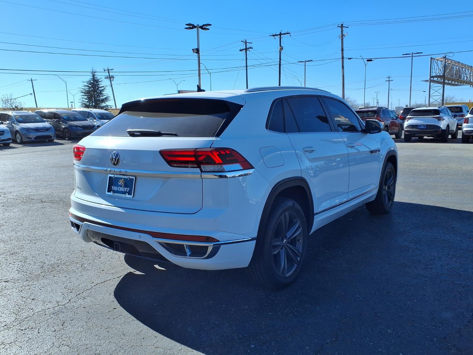 2021 Volkswagen Atlas Cross Sport V6 SE R-Line