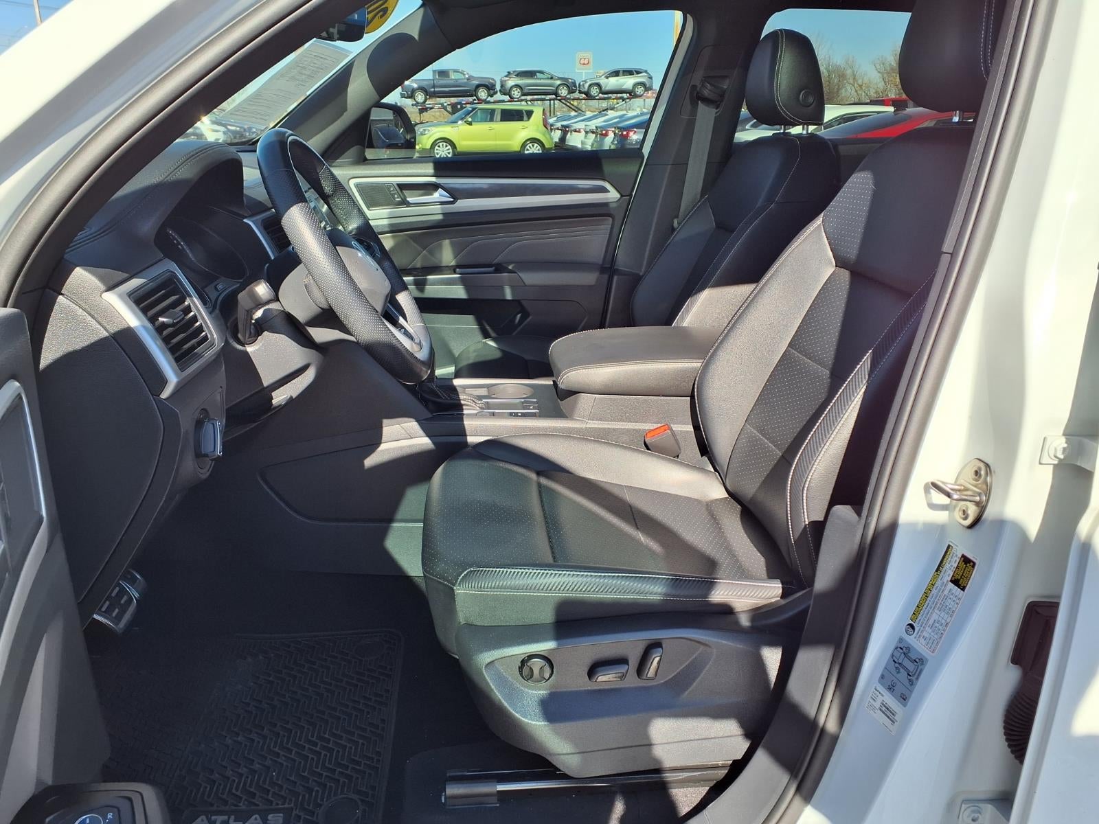 2021 Volkswagen Atlas Cross Sport V6 SE R-Line