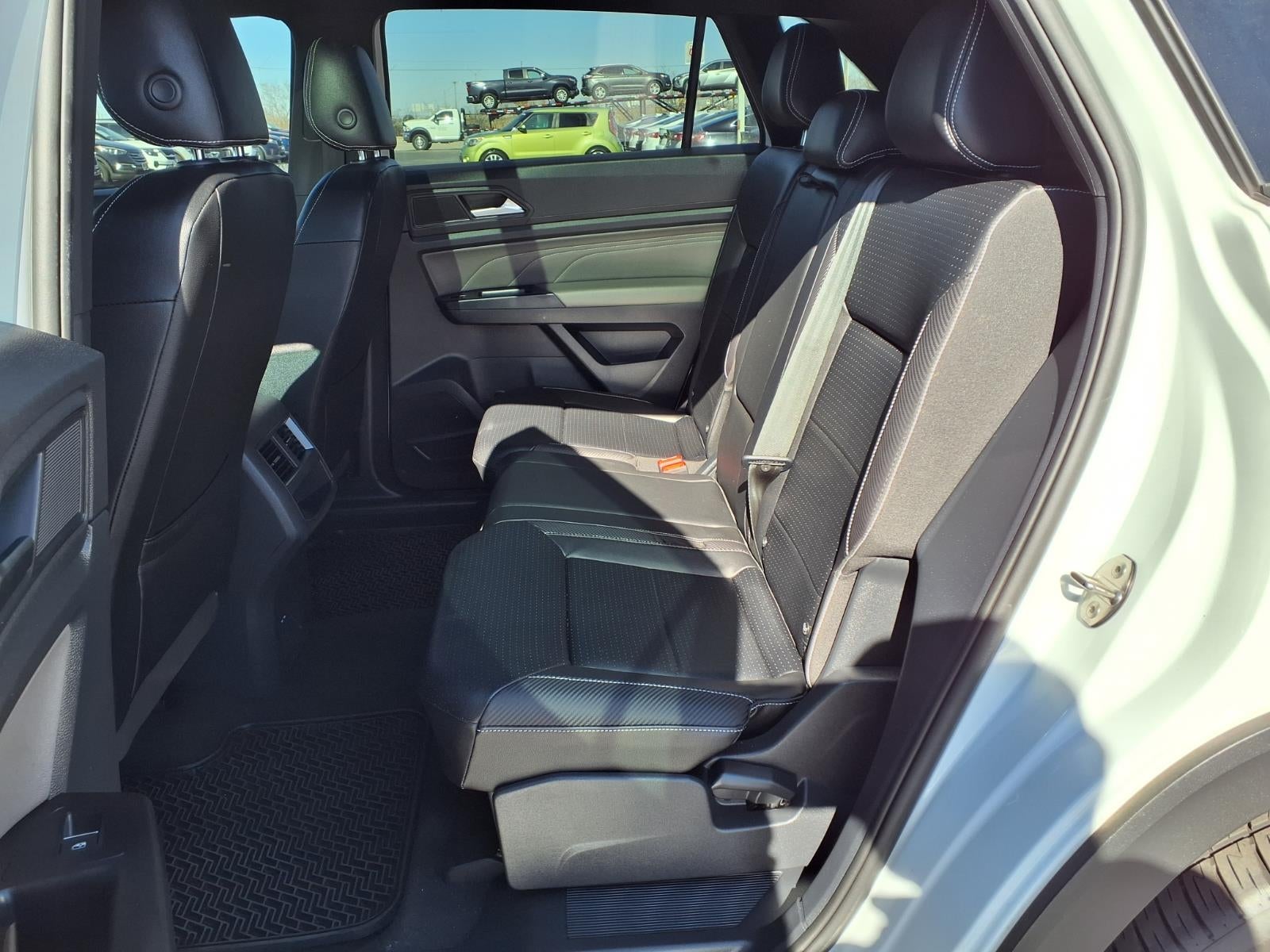 2021 Volkswagen Atlas Cross Sport V6 SE R-Line