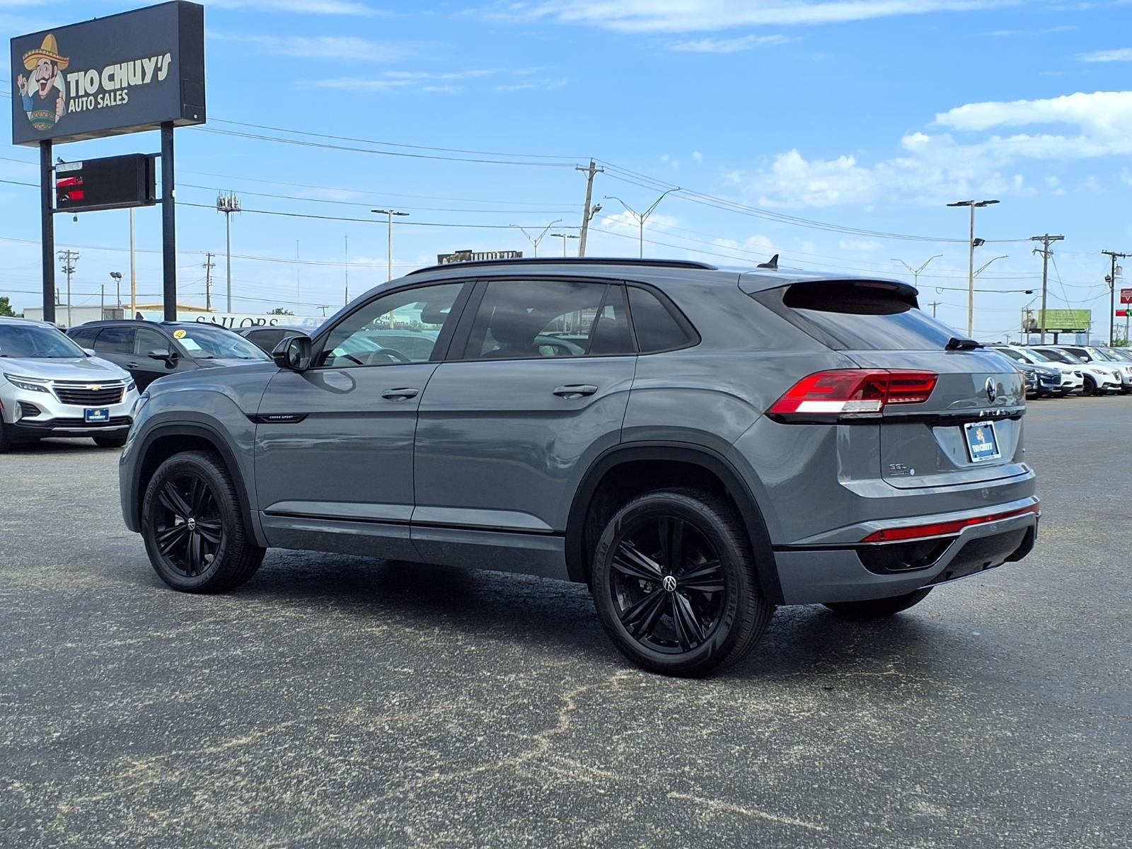 2023 Volkswagen Atlas Cross Sport 2.0T SEL R-Line Black