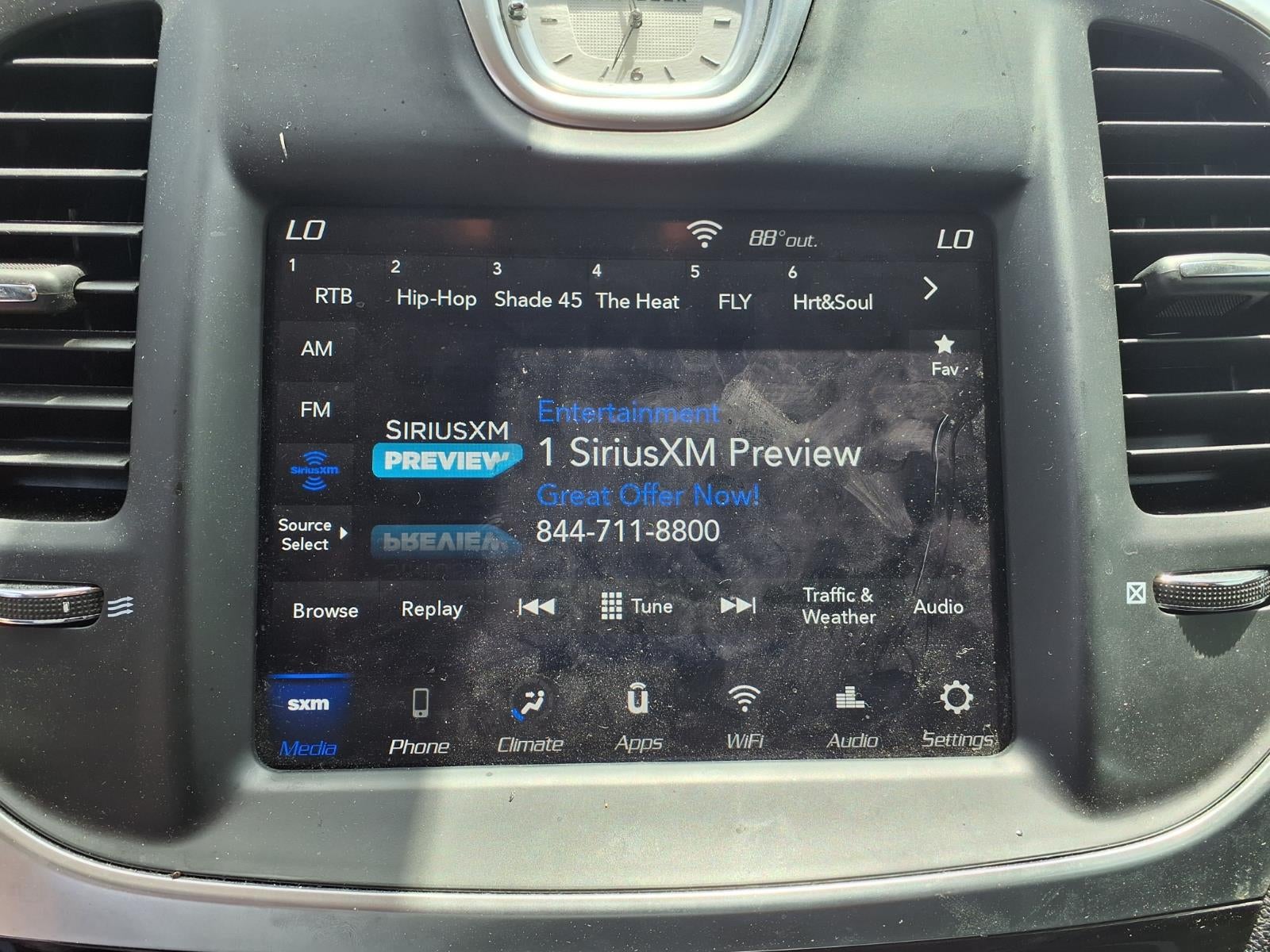 2020 Chrysler 300 Touring