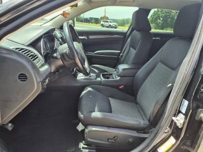 2020 Chrysler 300 Touring