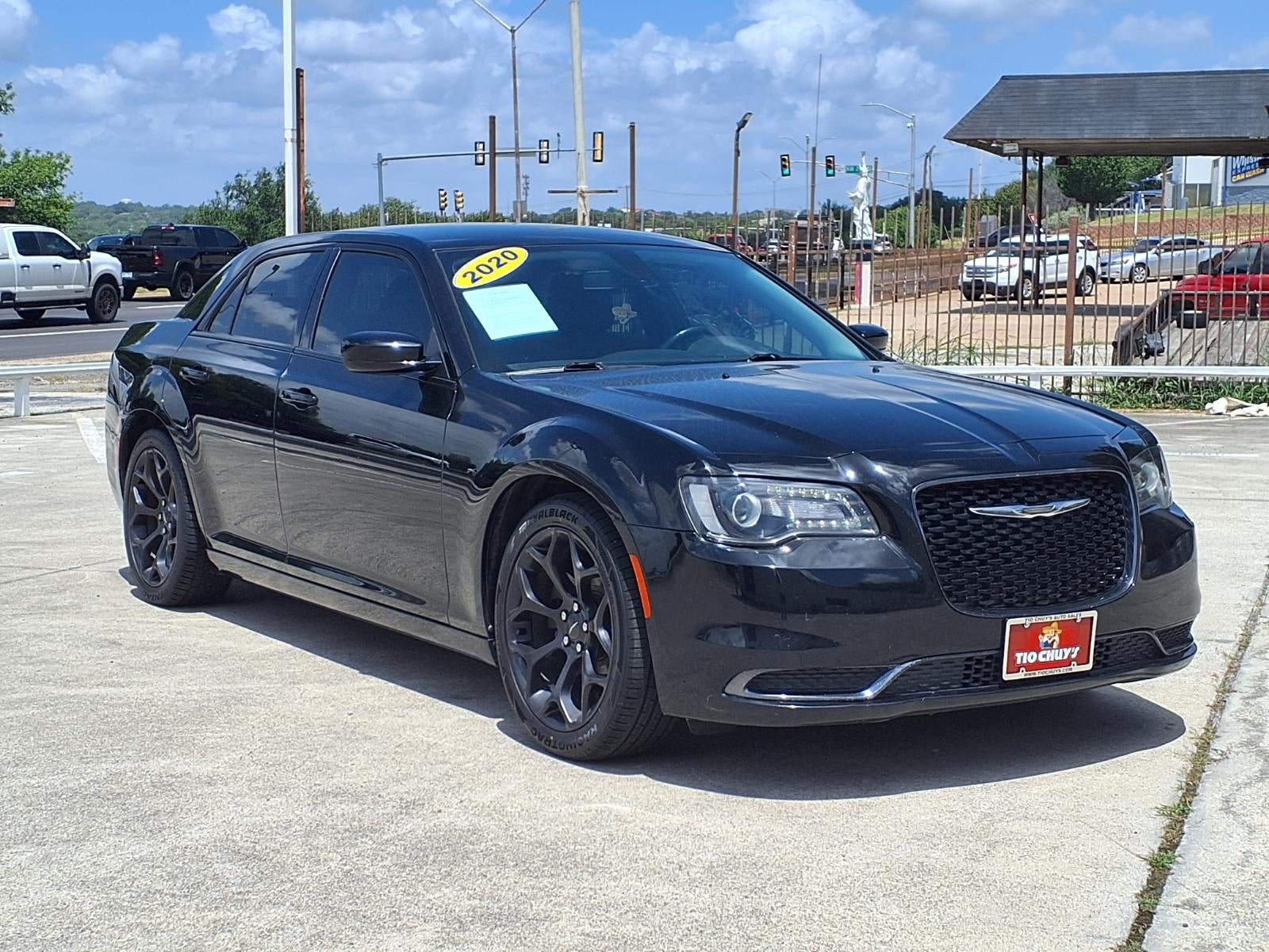 2020 Chrysler 300 Touring