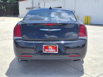 2020 Chrysler 300 Touring
